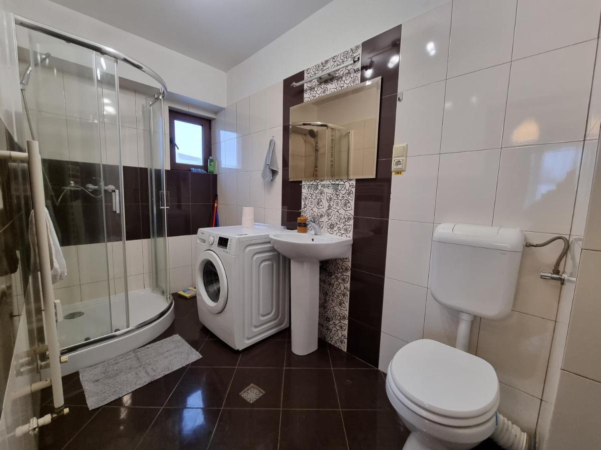 Central & Comfy, Peaceful Apt In ياش المظهر الخارجي الصورة